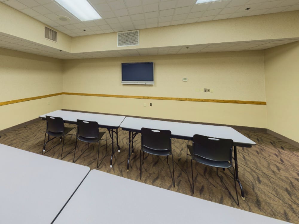 Meeting Room Small at LivINN Hotel Minneapolis North/Fridley