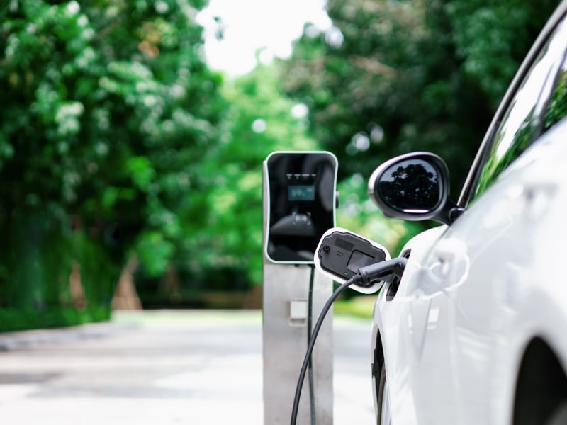 Electric Car Charging Stations at Minneapolis North/Fridley