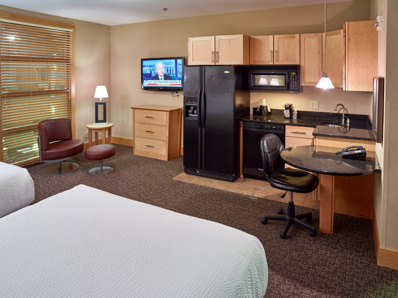 Executive Queen Non Smoking at LivINN Hotel Minneapolis NorthFridley